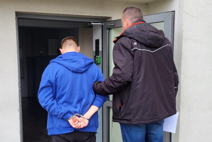 Ponad 3,2 kilograma narkotyków przejętych przez żnińskich policjantów